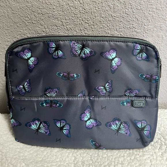 LUG BUTTERFLY GREY DELTA MINI NWOT With 1 1/2”  adjustable Crossbody Strap NIP - Picture 8 of 16